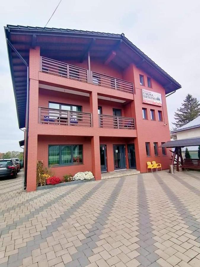 Enigma Bucovinei Hotel Vicovu de Jos Luaran gambar