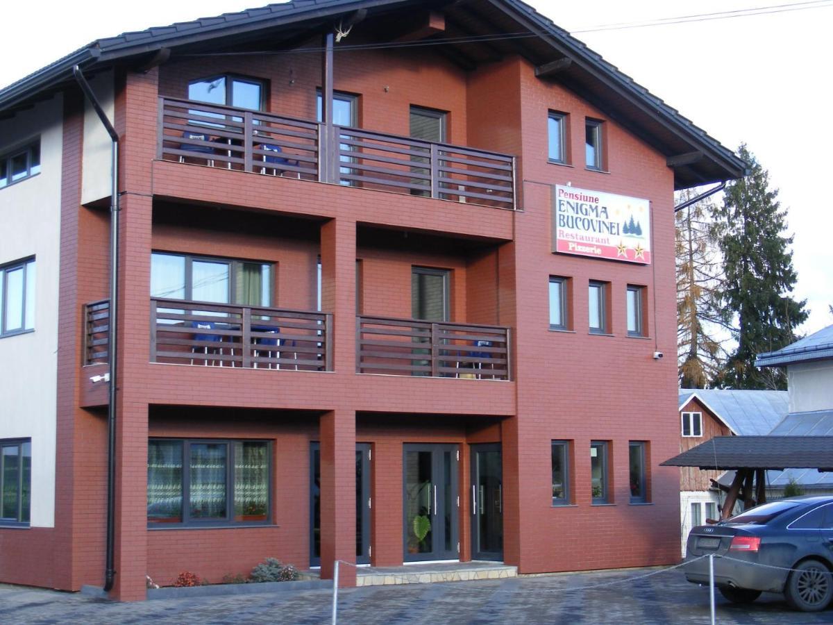 Enigma Bucovinei Hotel Vicovu de Jos Luaran gambar